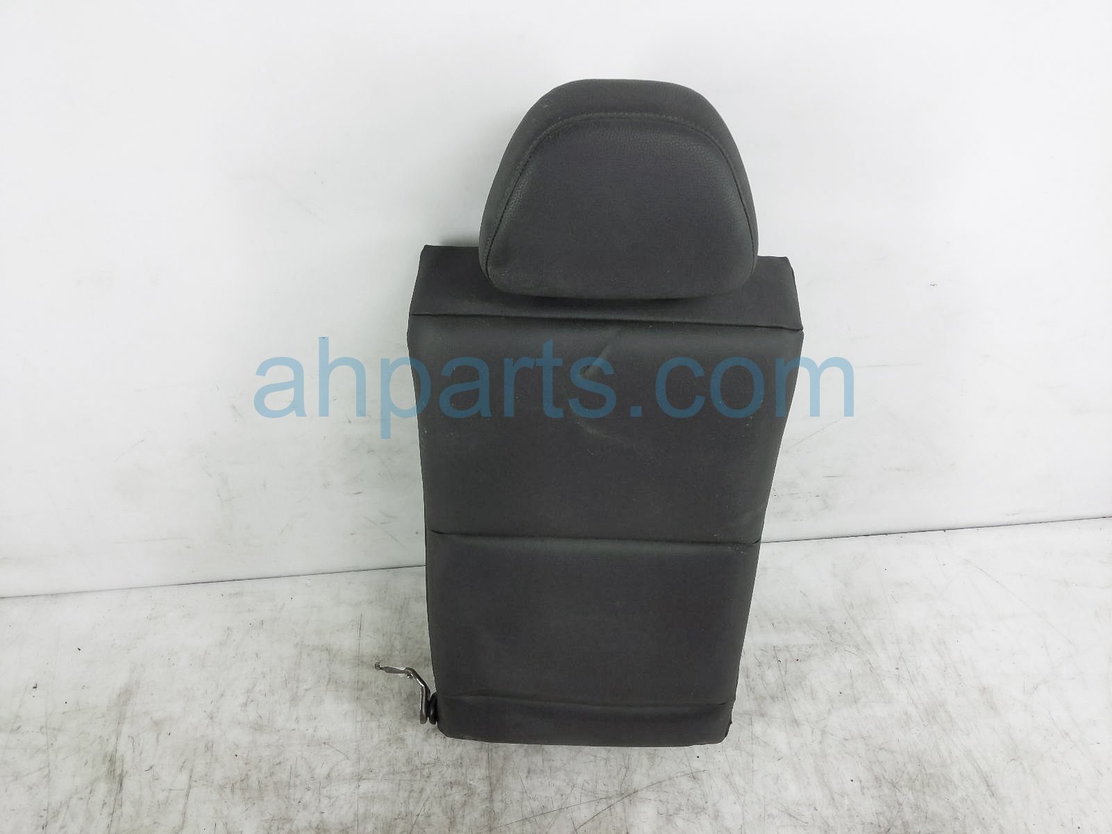 $49 Acura RR/RH UPPER SEAT PORTION -BLACK LTHR