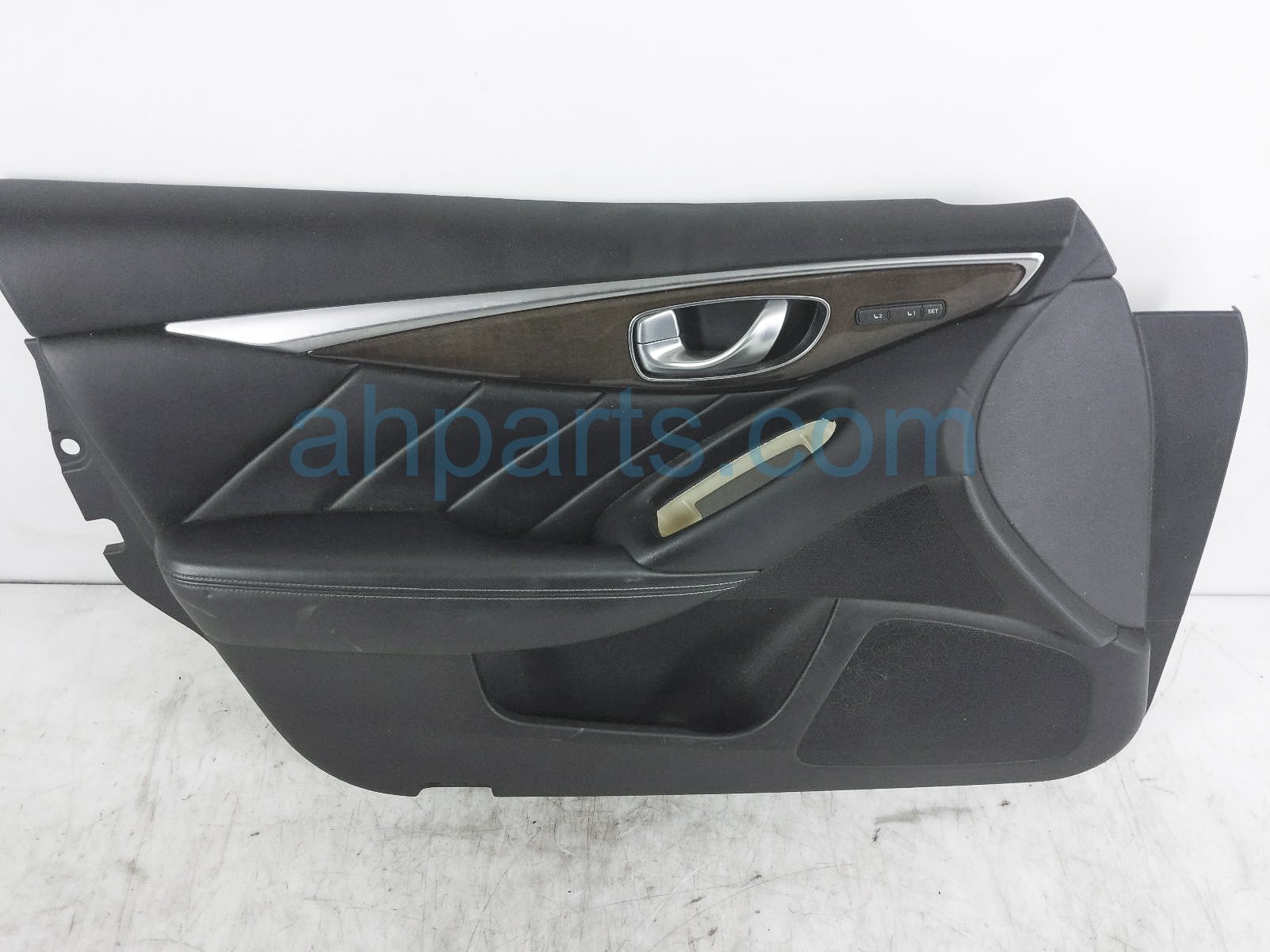 $99 Infiniti FR/LH INTERIOR DOOR PANEL - BLACK*