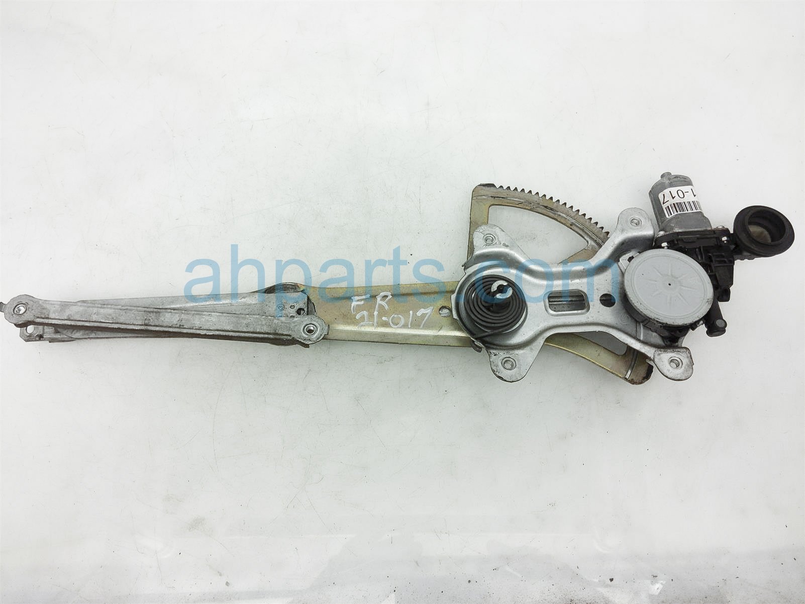 $35 Toyota FR/RH WINDOW REGULATOR & MOTOR