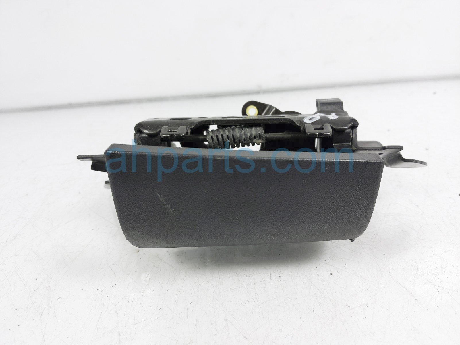 $25 Mazda RR/RH INSIDE DOOR HANDLE - BLACK