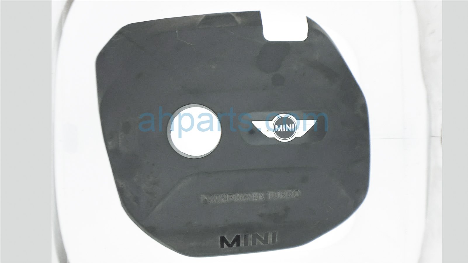 $40 BMW ENGINE APPEARANCE COVER