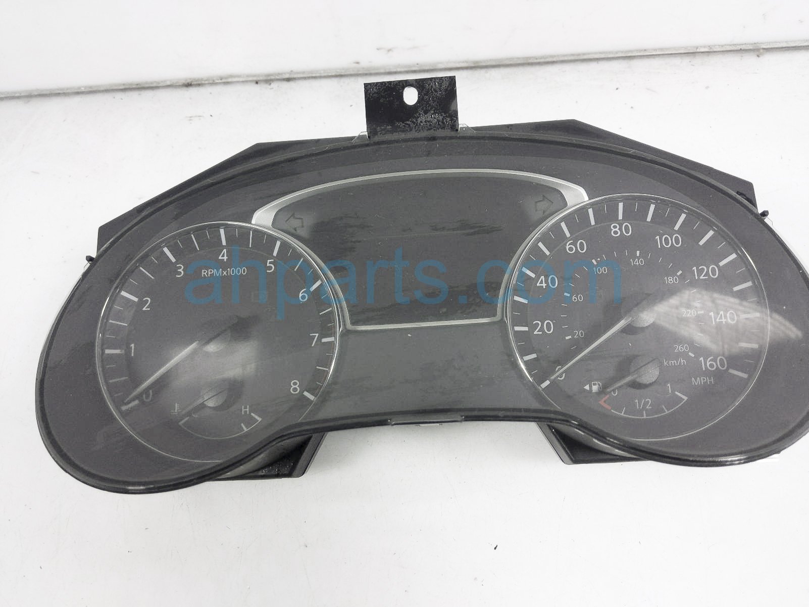 $59 Nissan SPEEDO INSTRUMENT CLUSTER - 72K MI