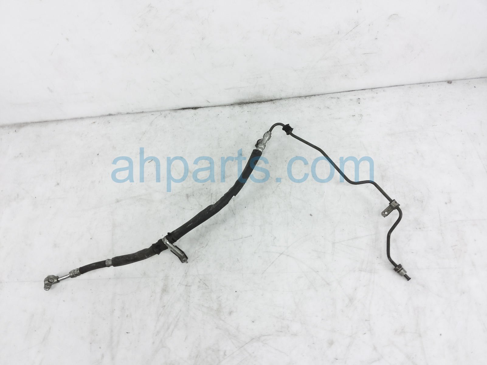 $39 Honda POWER STEERING FEED HOSE