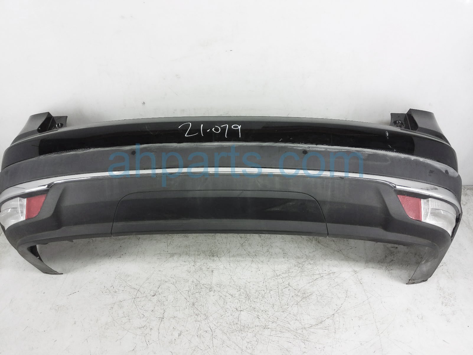 $199 Honda REAR BUMPER COVER - BLACK  - NOTES