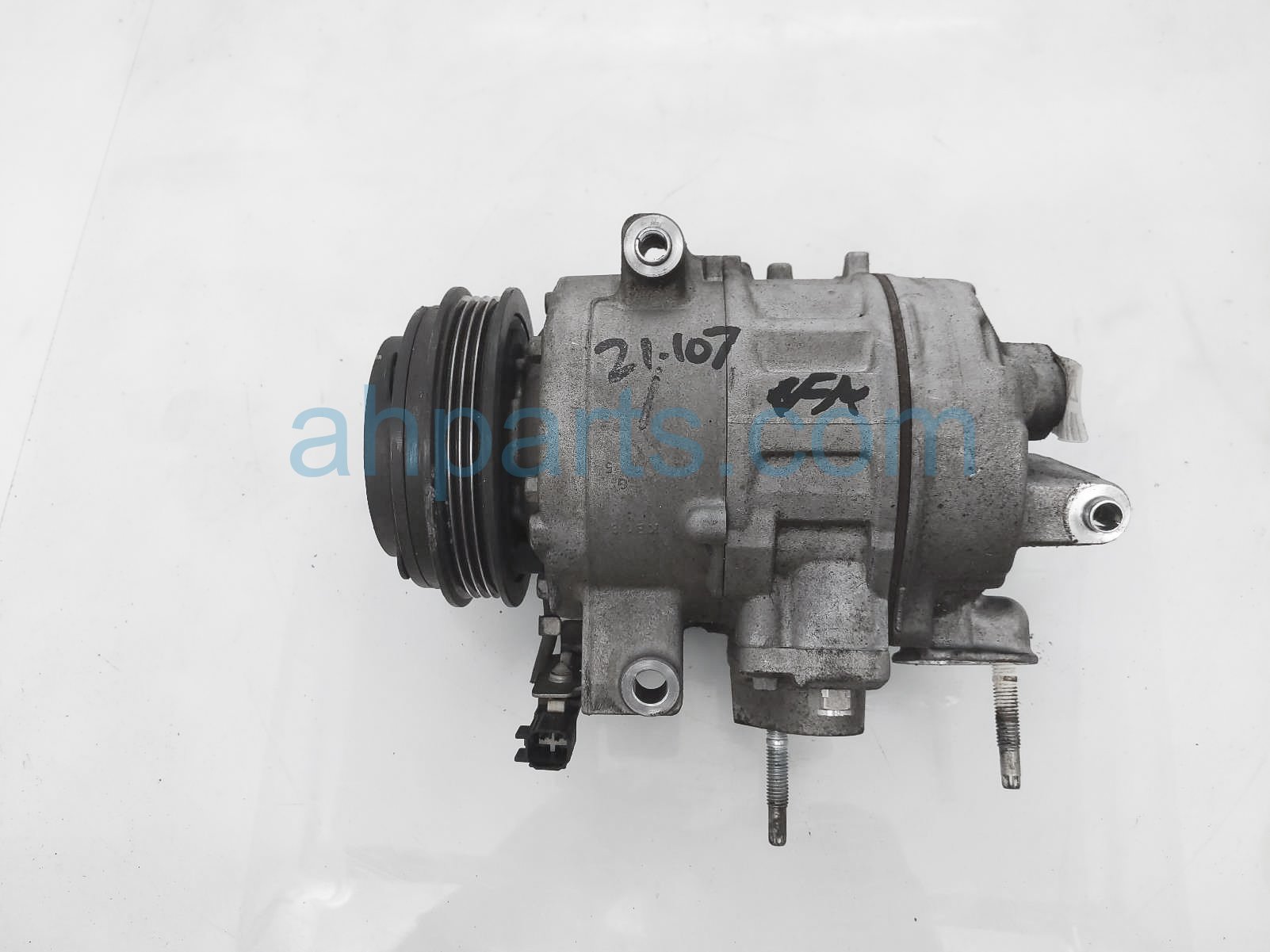 $85 Ford AC PUMP / COMPRESSOR - 2.5L