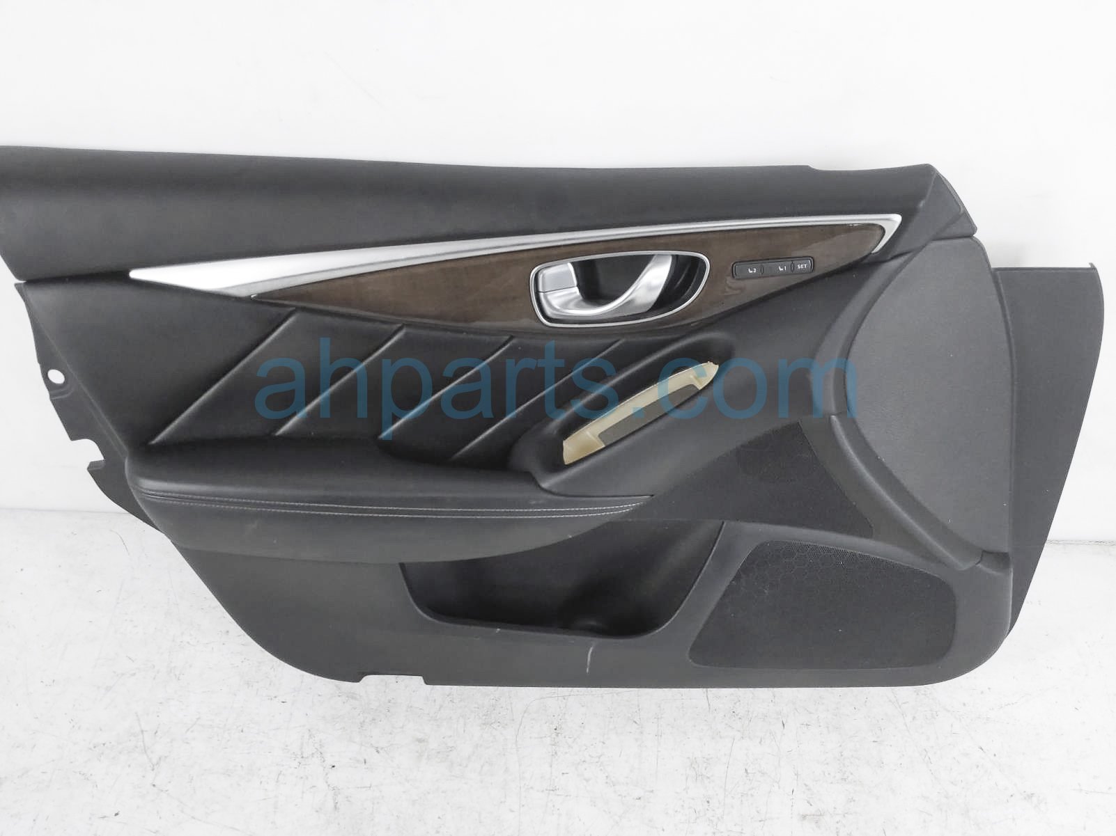 $99 Infiniti FR/LH DOOR PANEL TRIM LINER - BLACK