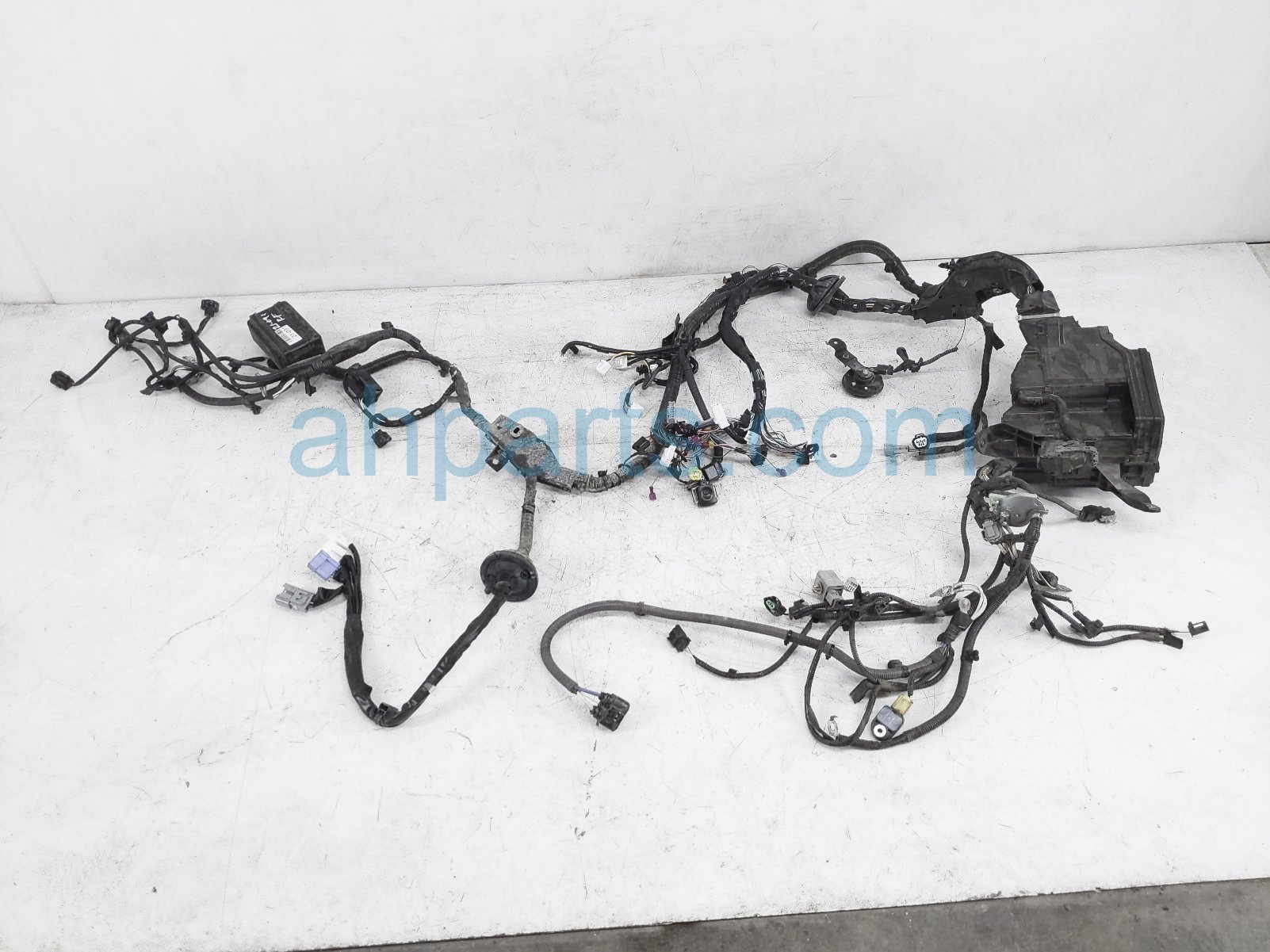 $275 Toyota ENGINE ROOM WIRE HARNESS- XLE FWD