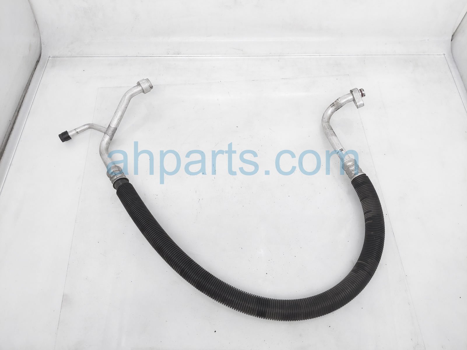 $30 Ford A/C SUCTION HOSE ASSY