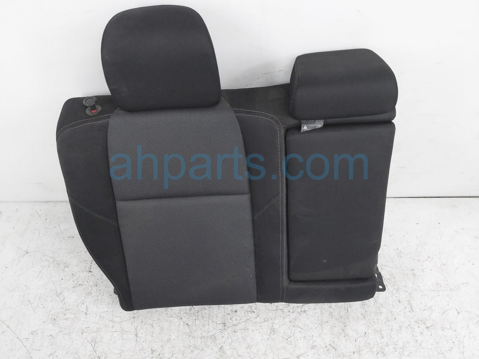 $75 Subaru RR/RH SEAT TOP CUSHION - BLACK CLOTH