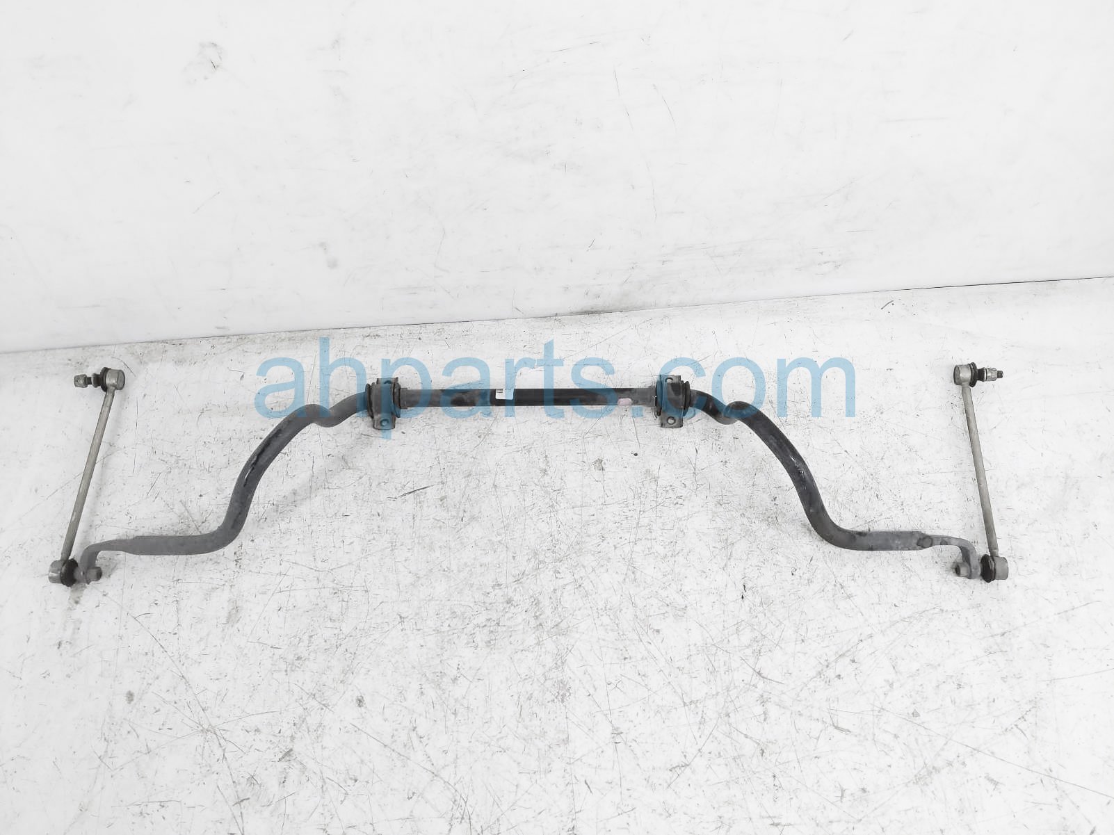 $65 Toyota FRONT STABILIZER / SWAY BAR