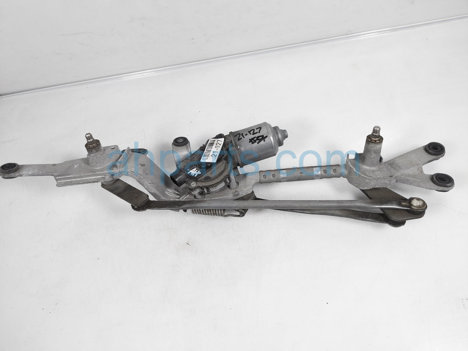 $45 Lexus WINDSHIELD WIPER MOTOR ASSY