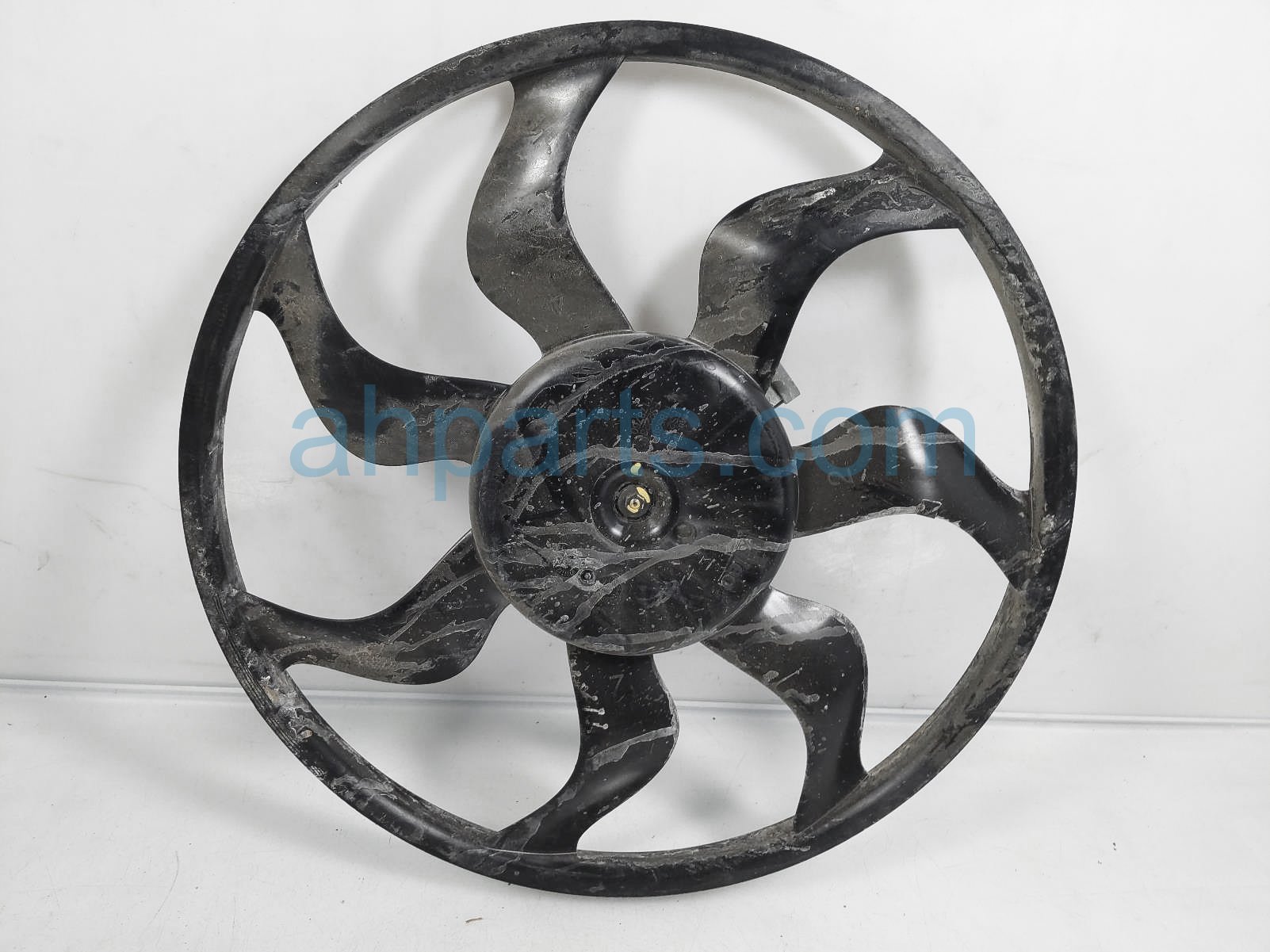 $50 Nissan COOLING FAN BLADE W/MOTOR ONLY