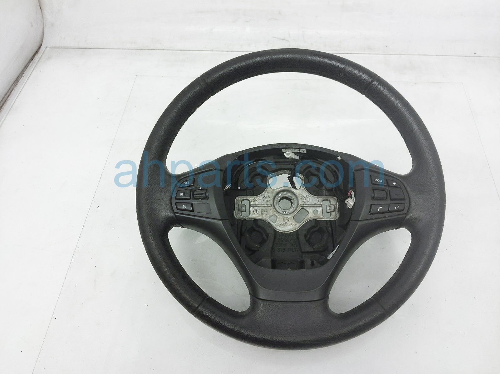 $50 BMW STEERING WHEEL - BLACK