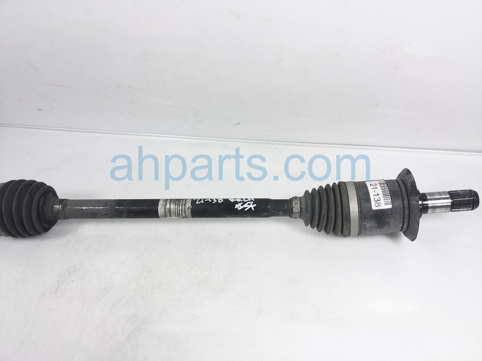 $75 BMW RR/LH AXLE DRIVE SHAFT - RWD AT