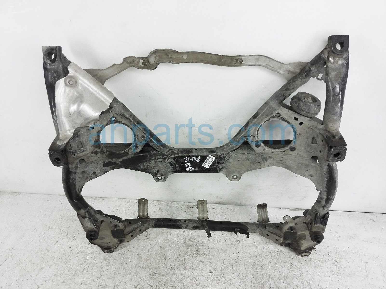 $119 BMW FRONT SUB FRAME / ENGINE CRADLE