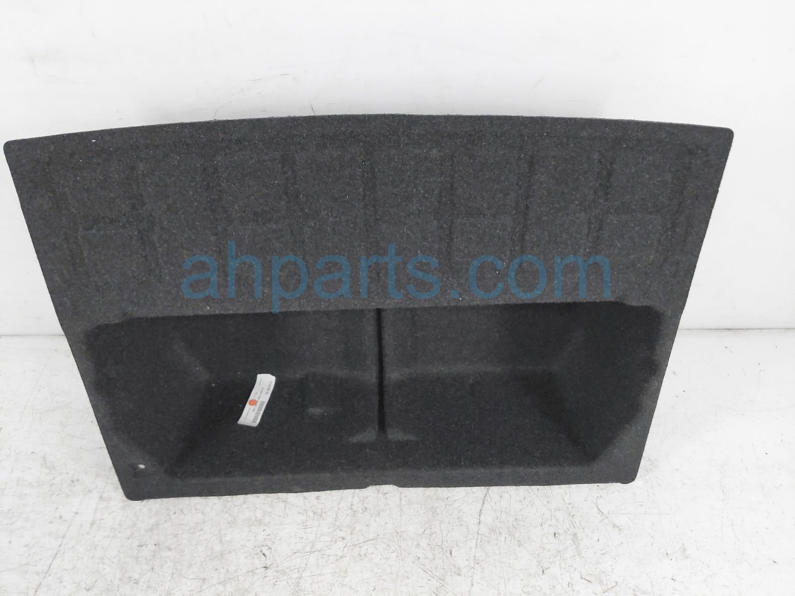 $25 BMW TRUNK STORAGE COMPARTMENT