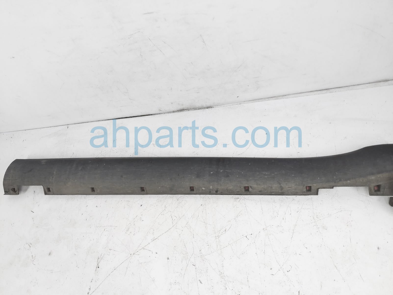 $75 Kia LH SIDE SKIRT / MOLDING - BLACK