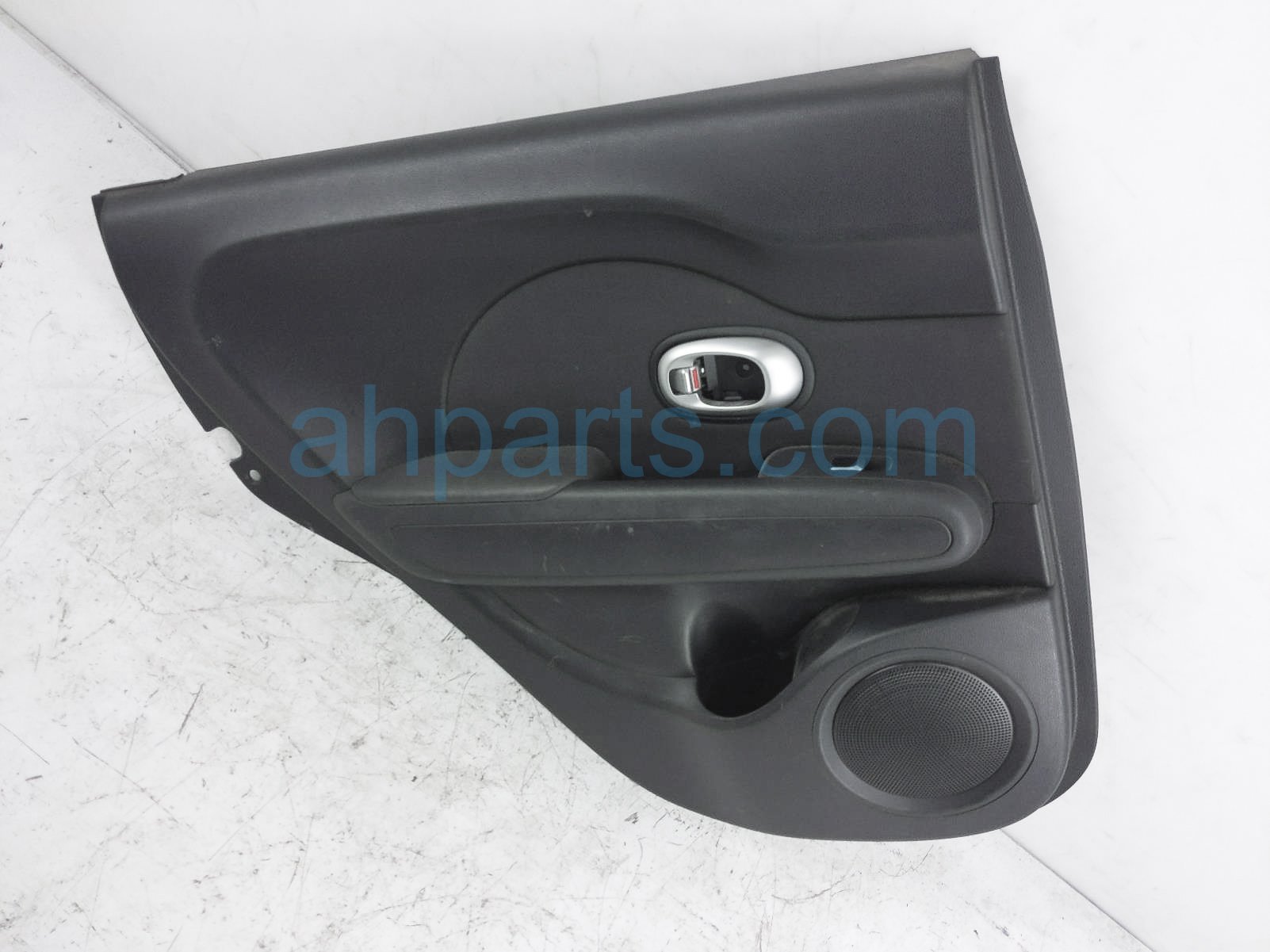 $99 Kia RR/LH INTERIOR DOOR PANEL - BLACK