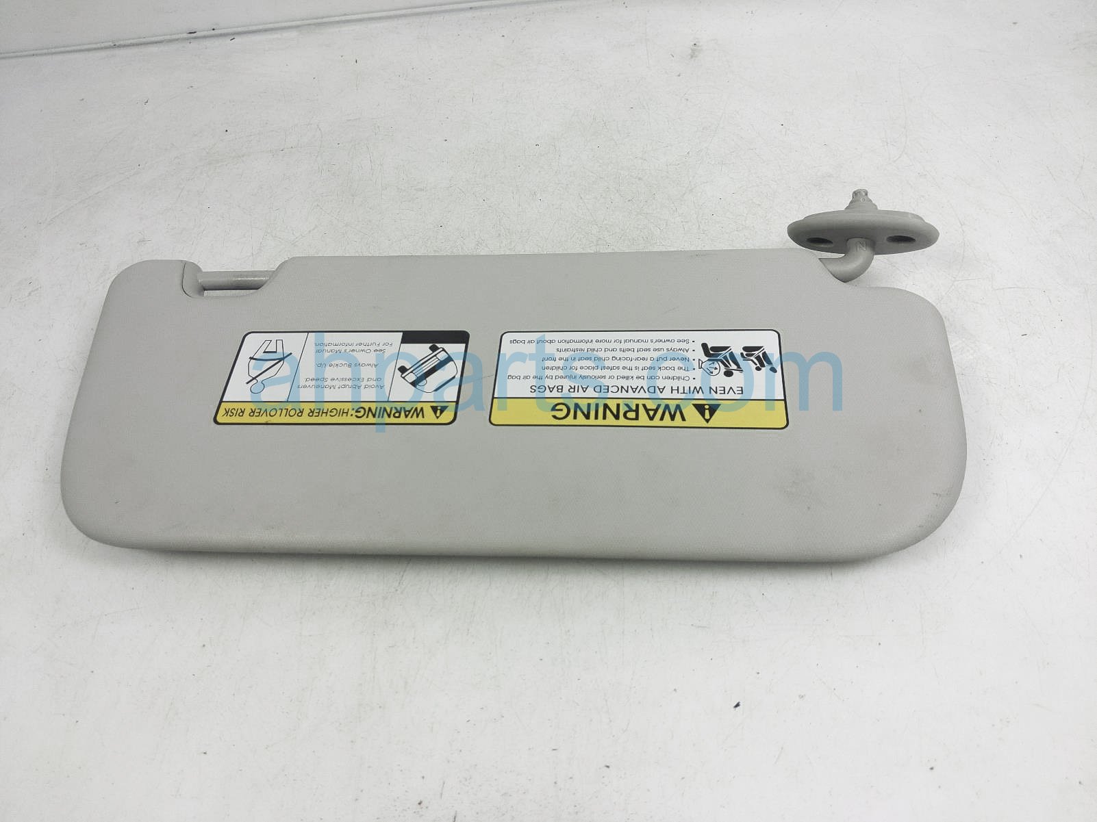 $45 Kia LH SUN VISOR - GREY