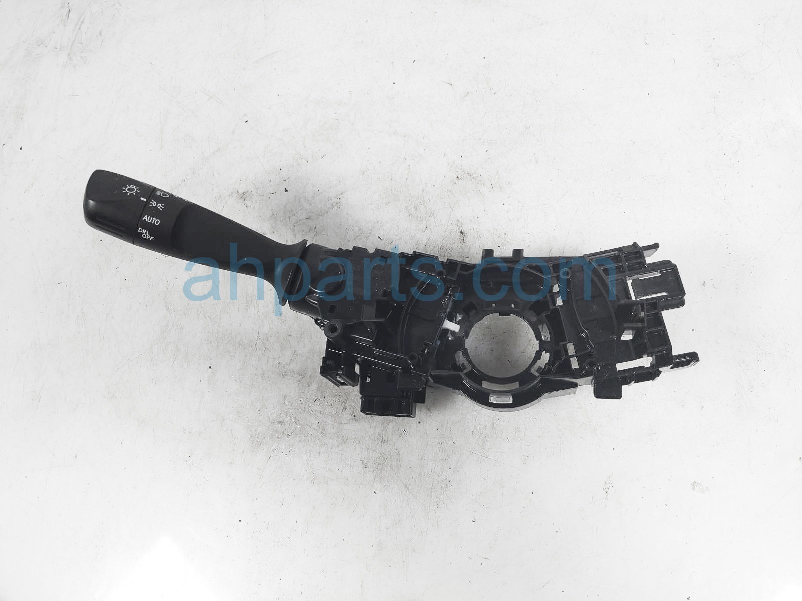 $30 Toyota HEADLAMP / SIGNAL COLUMN SWITCH