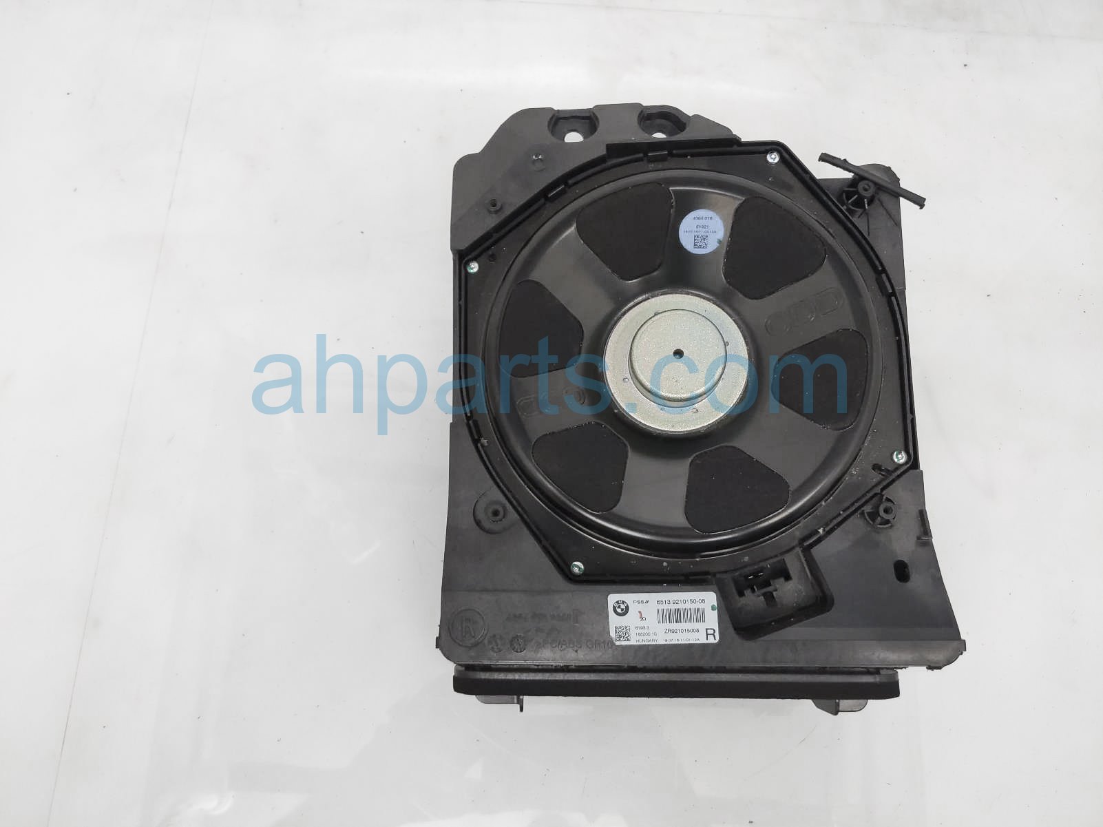 $60 BMW RH SUBWOOFER SPEAKER ASSY