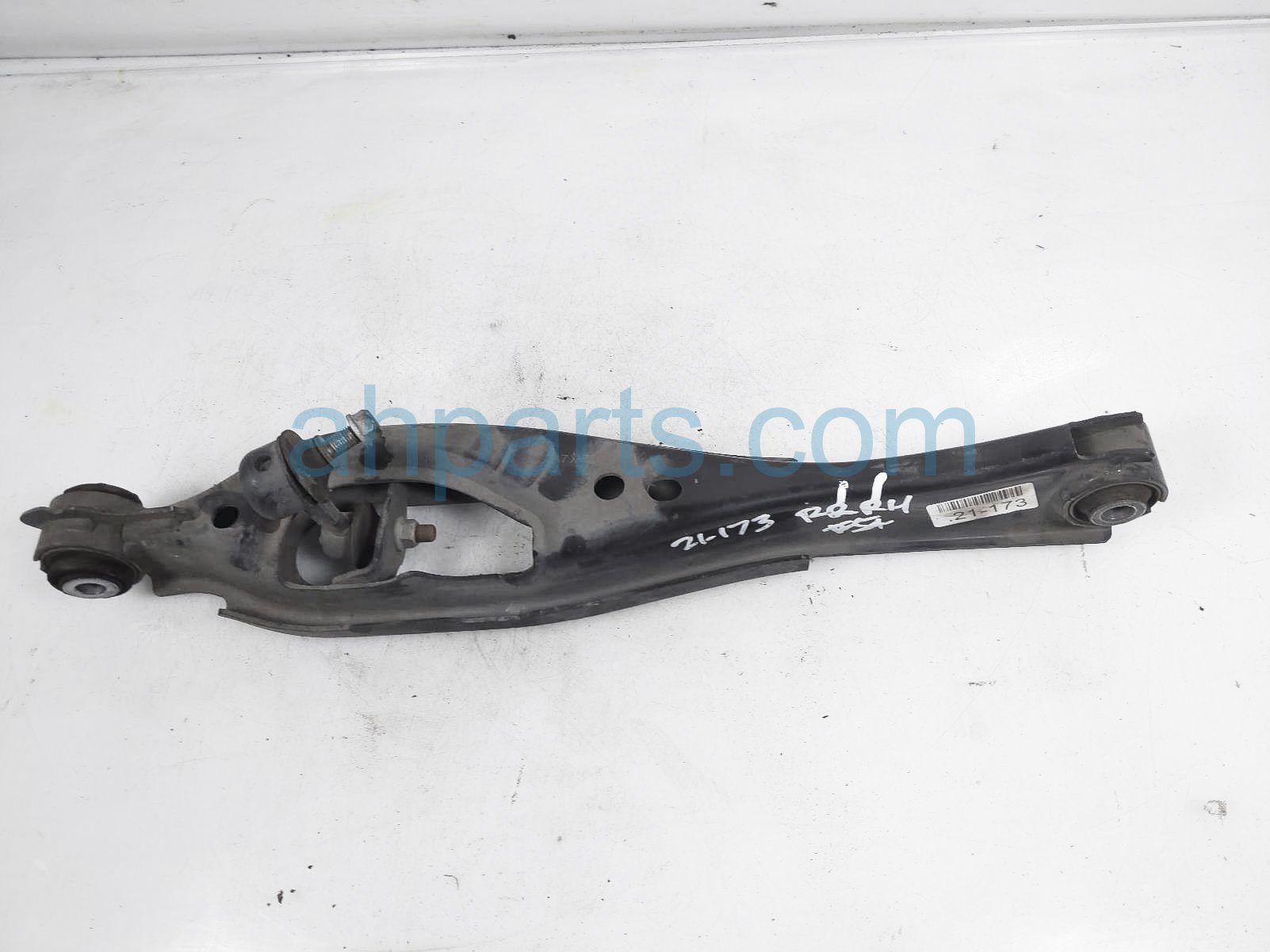 $48.5 Honda RR/RH SPRING SEAT CONTROL ARM