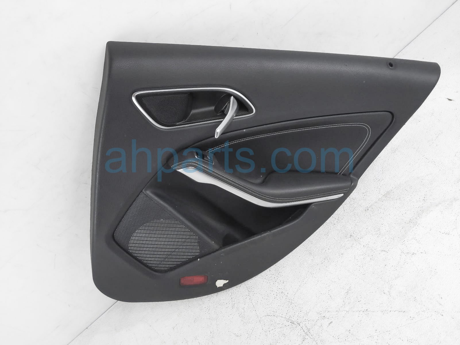 $85 Mercedes RR/RH INTERIOR DOOR PANEL - BLACK