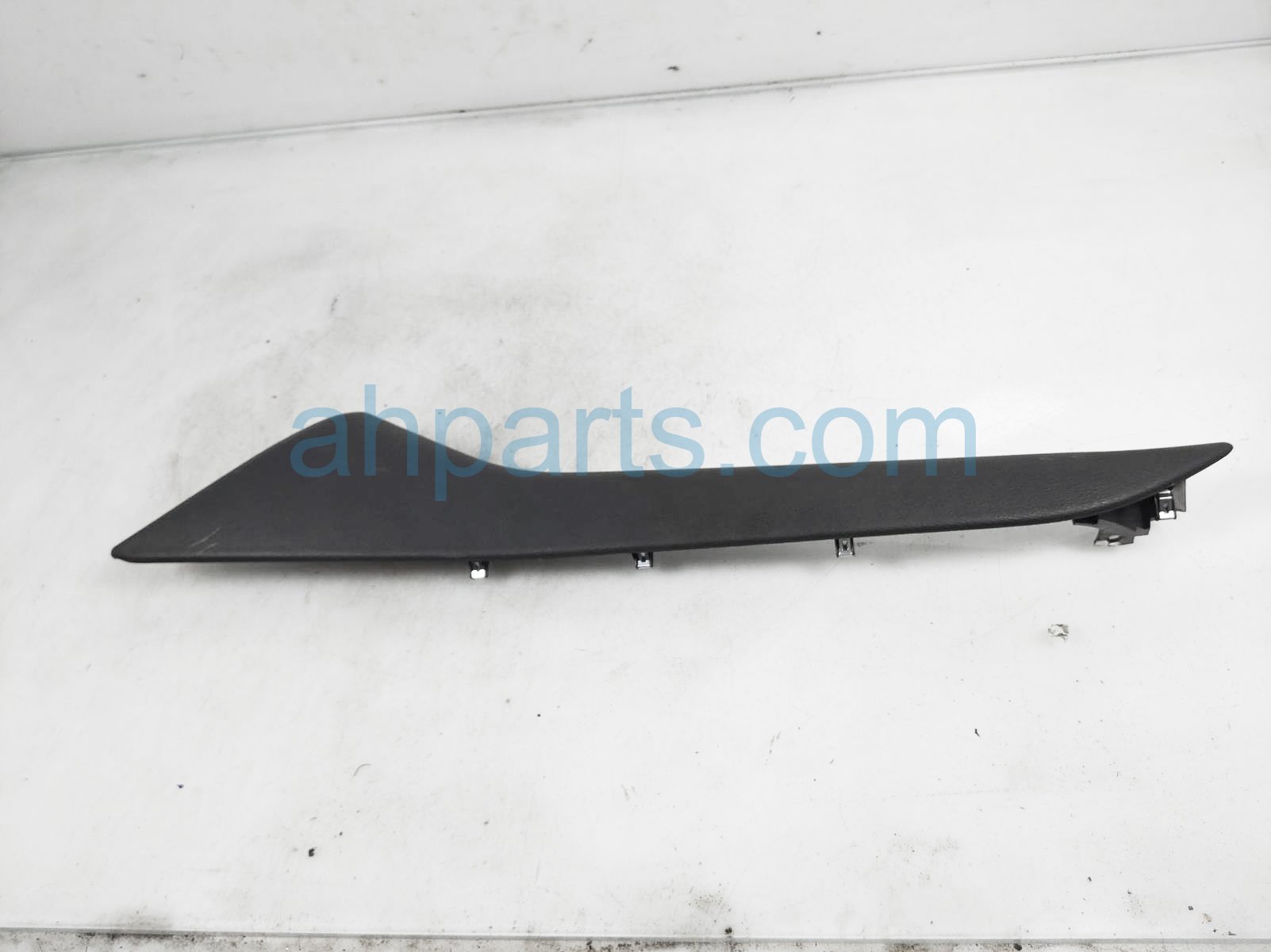 $25 Nissan LH CENTER CONSOLE SIDE TRIM - BLACK