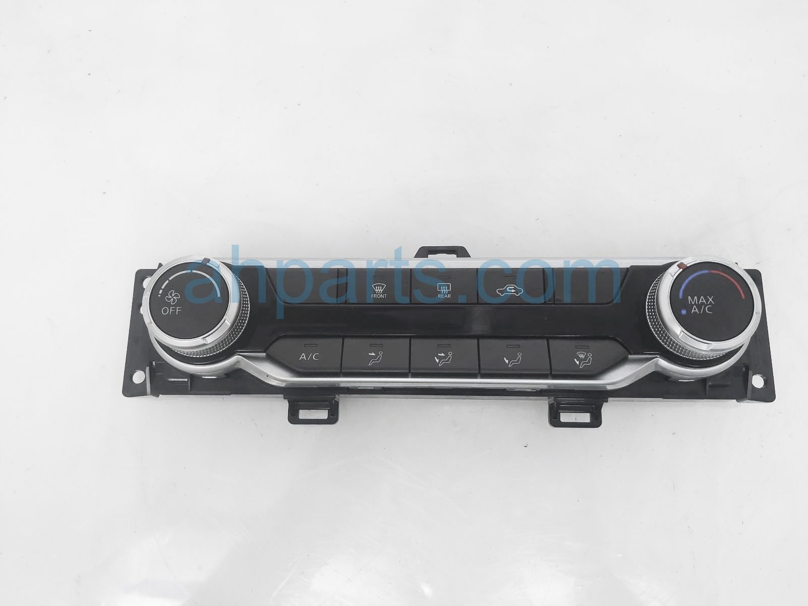 $45 Nissan HEATER/AC CONTROL(ON DASH)