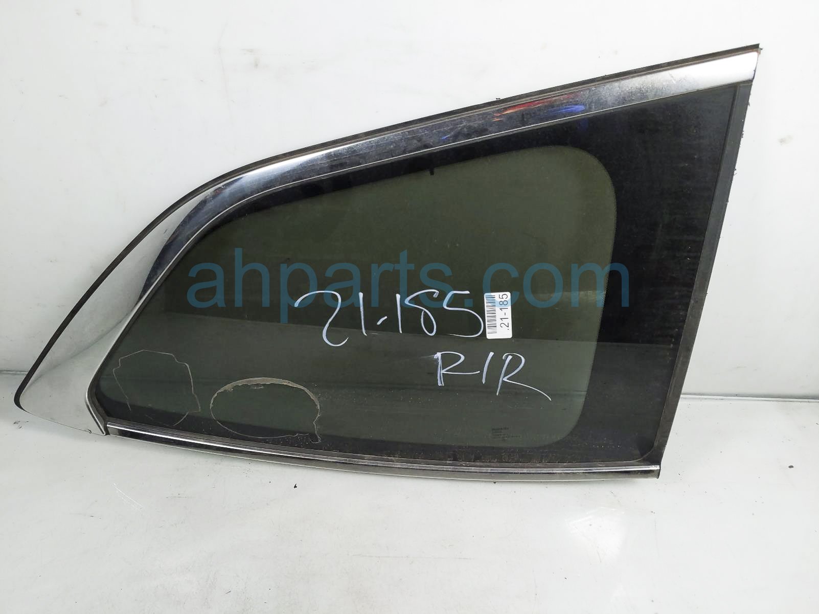 $100 Subaru RH QUARTER WINDOW GLASS