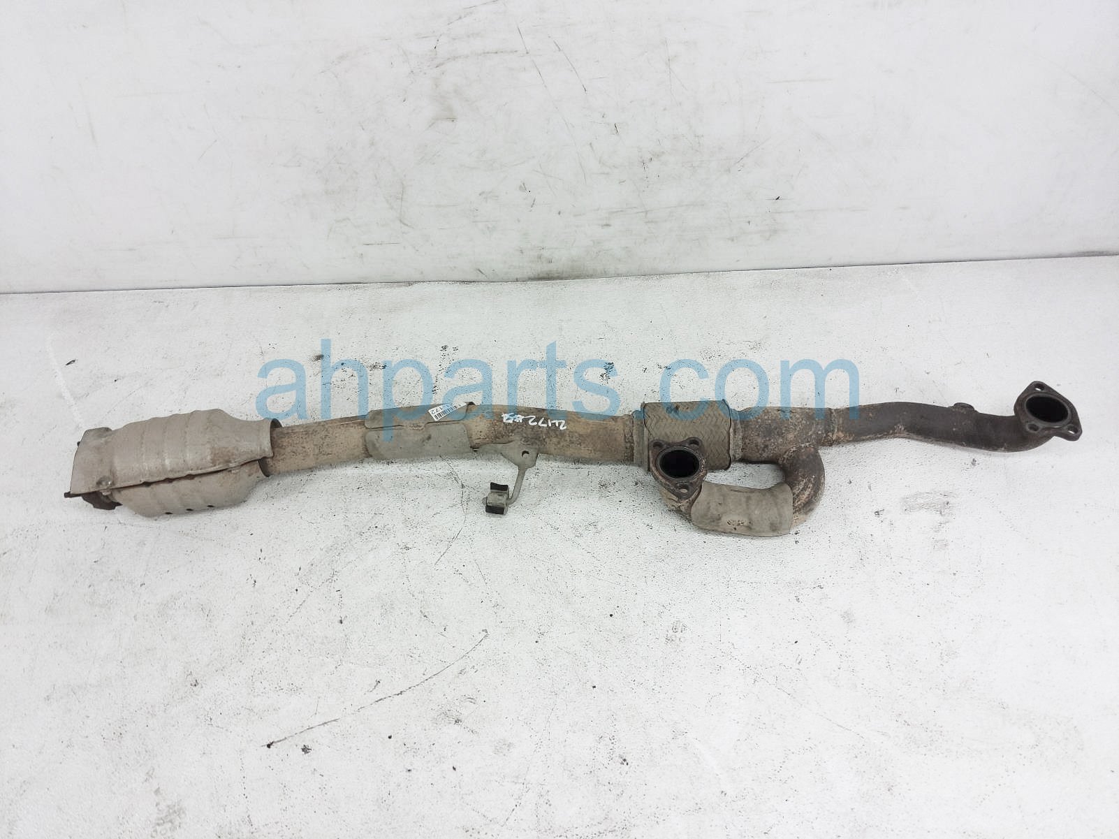 $239 Honda EXHAUST CATALYTIC CONVERTER PIPE