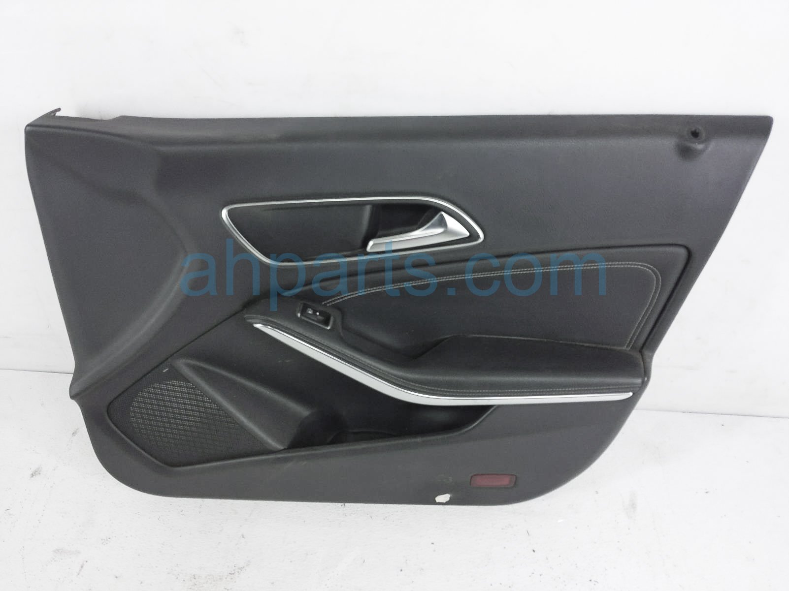 $99 Mercedes FR/RH INTERIOR DOOR PANEL - BLACK