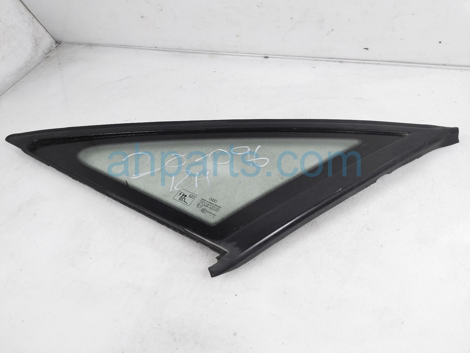 $95 Audi RH QUARTER GLASS WINDOW