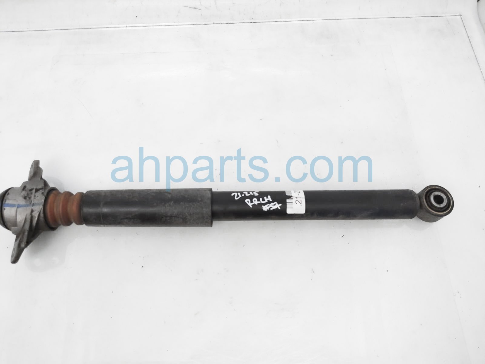 $40 Volkswagen RR/LH SHOCK ABSORBER