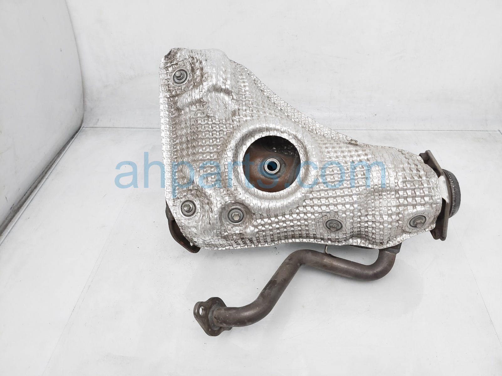 $199 Toyota EXHAUST MANIFOLD