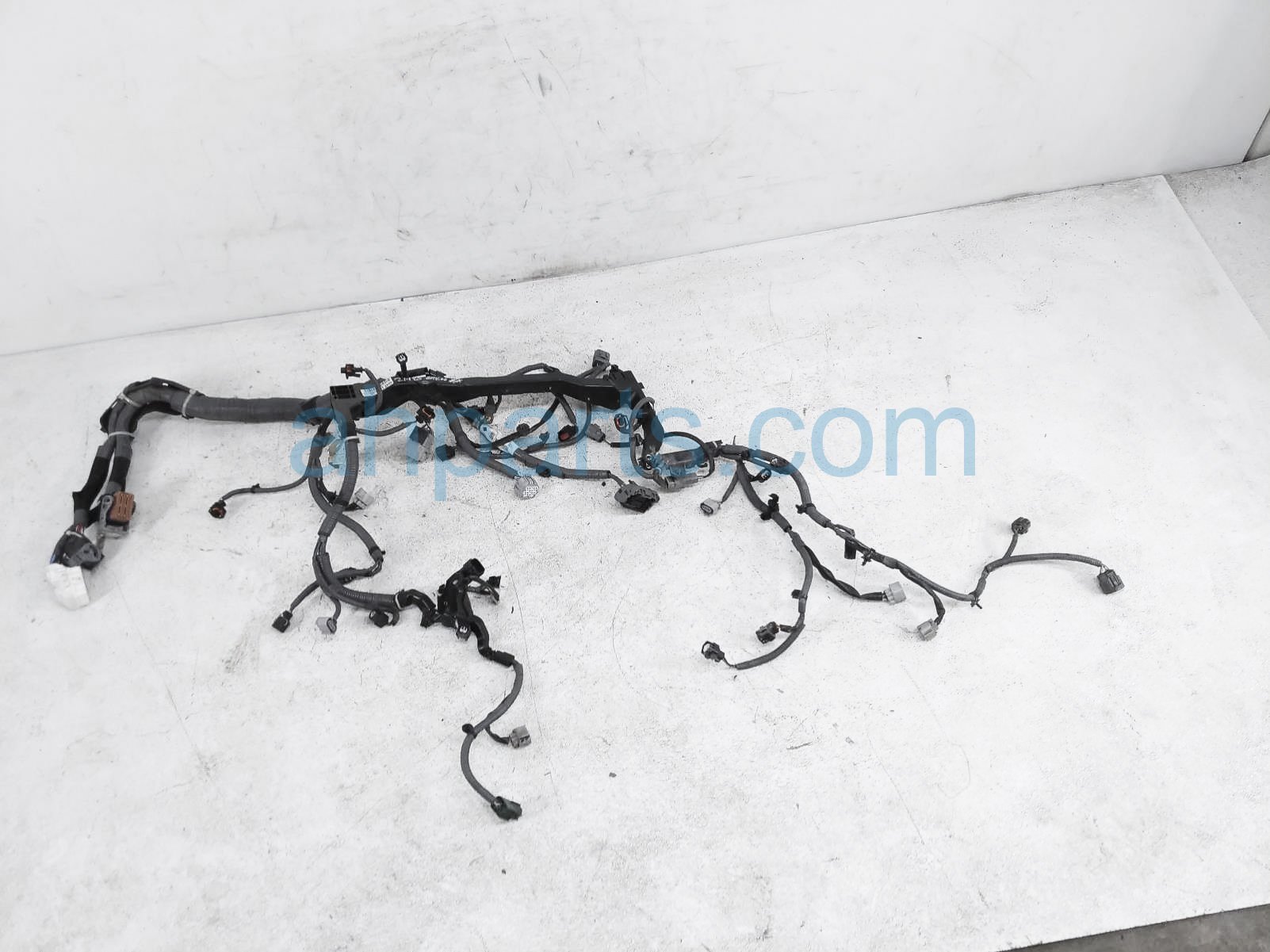 $150 Subaru MAIN ENGINE WIRE HARNESS