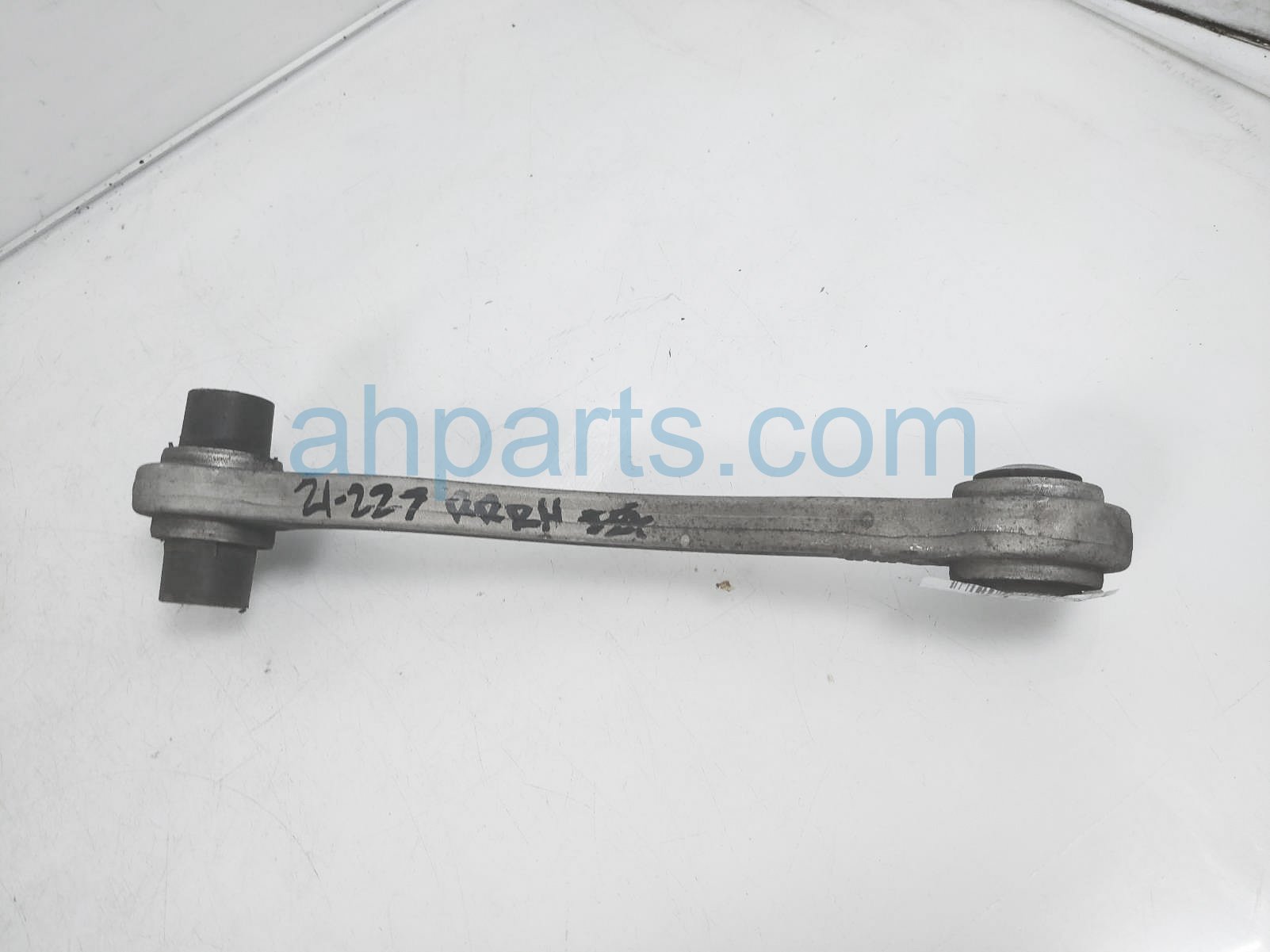 $35 Mercedes RR/RH TIE ROD CONTROL ARM