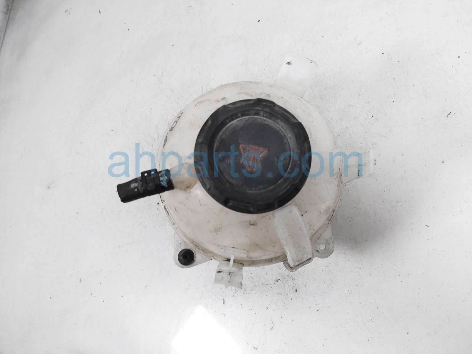 $20 Volkswagen COOLANT OVERFLOW RESERVOIR TANK