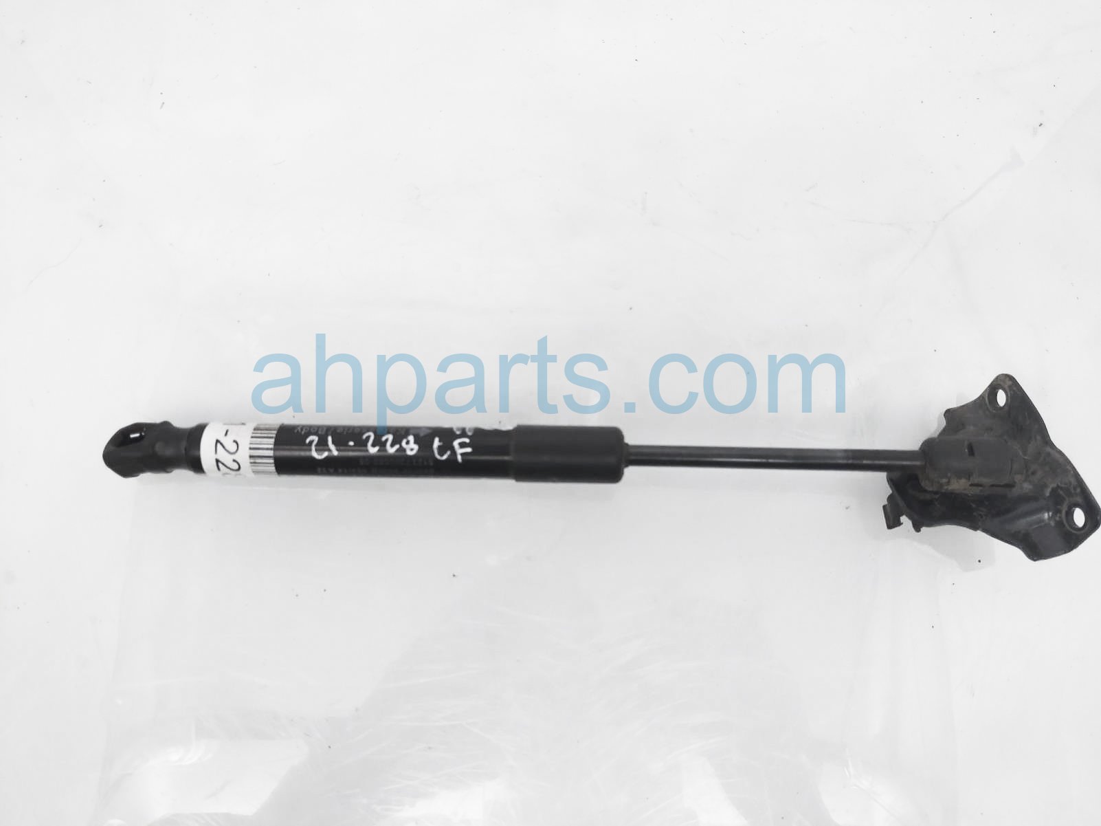 $15 BMW LH HOOD STRUT / LIFT CYLINDER