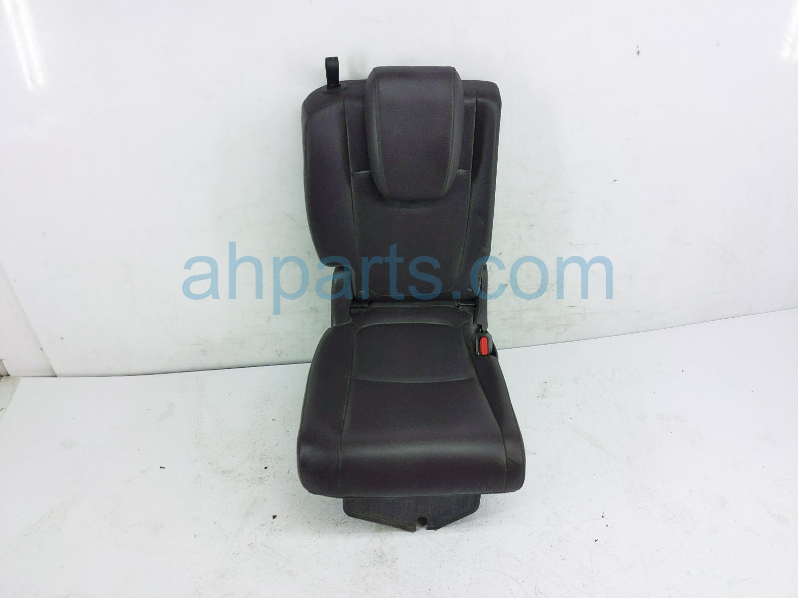 $175 Honda 3RD ROW RH SEAT - DARK BROWN - ELITE