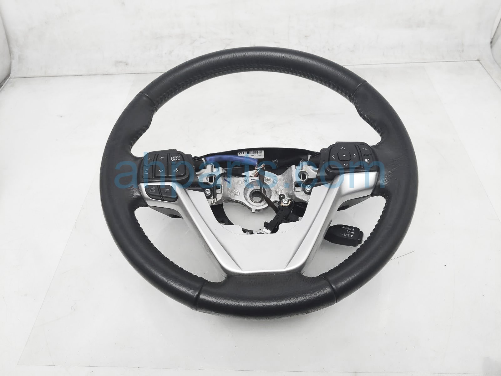 $75 Toyota STEERING WHEEL - BLACK - SE