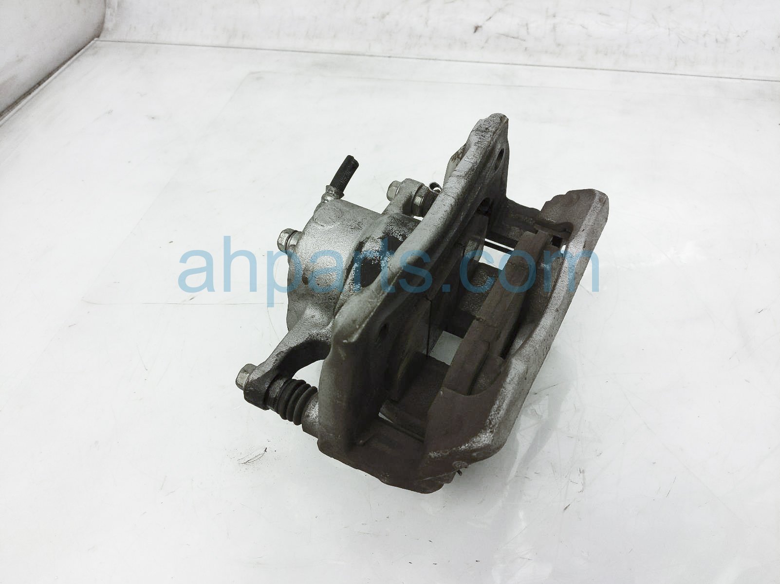 $75 Honda FR/RH BRAKE CALIPER