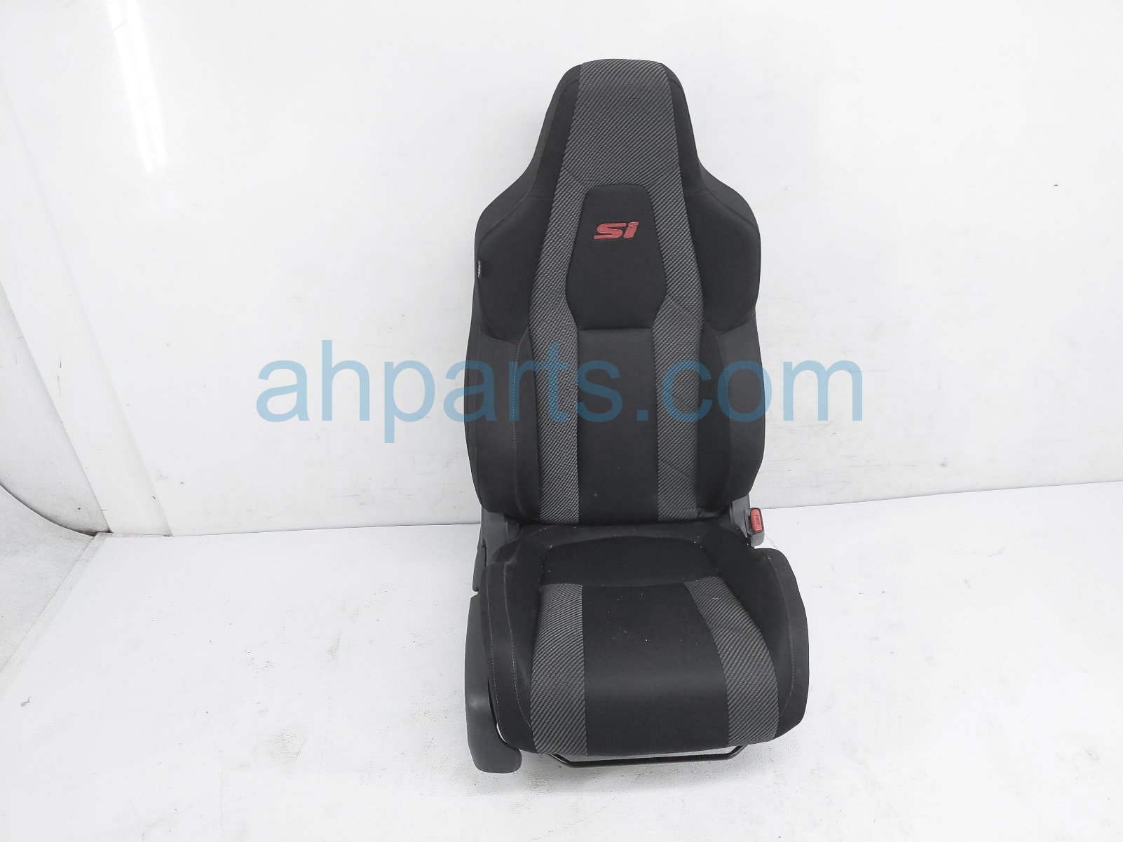 $125 Honda FR/RH SEAT - BLACK - W/O AIRBAG