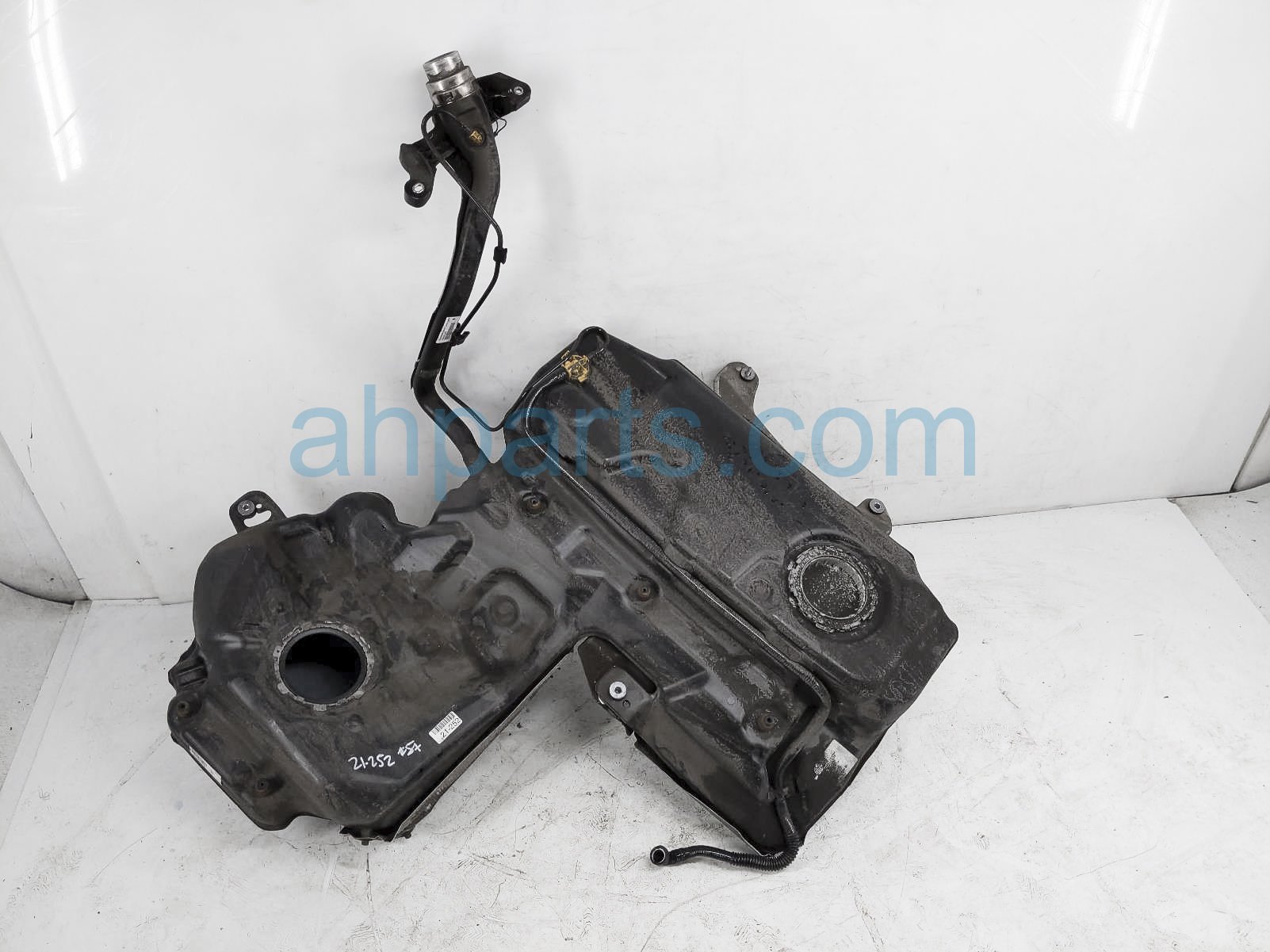 $99 Audi GAS / FUEL TANK