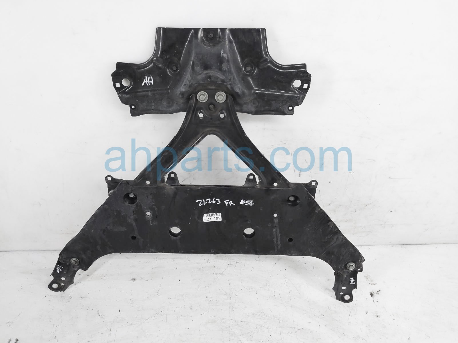 $125 Lexus FRONT SUB FRAME BRACE