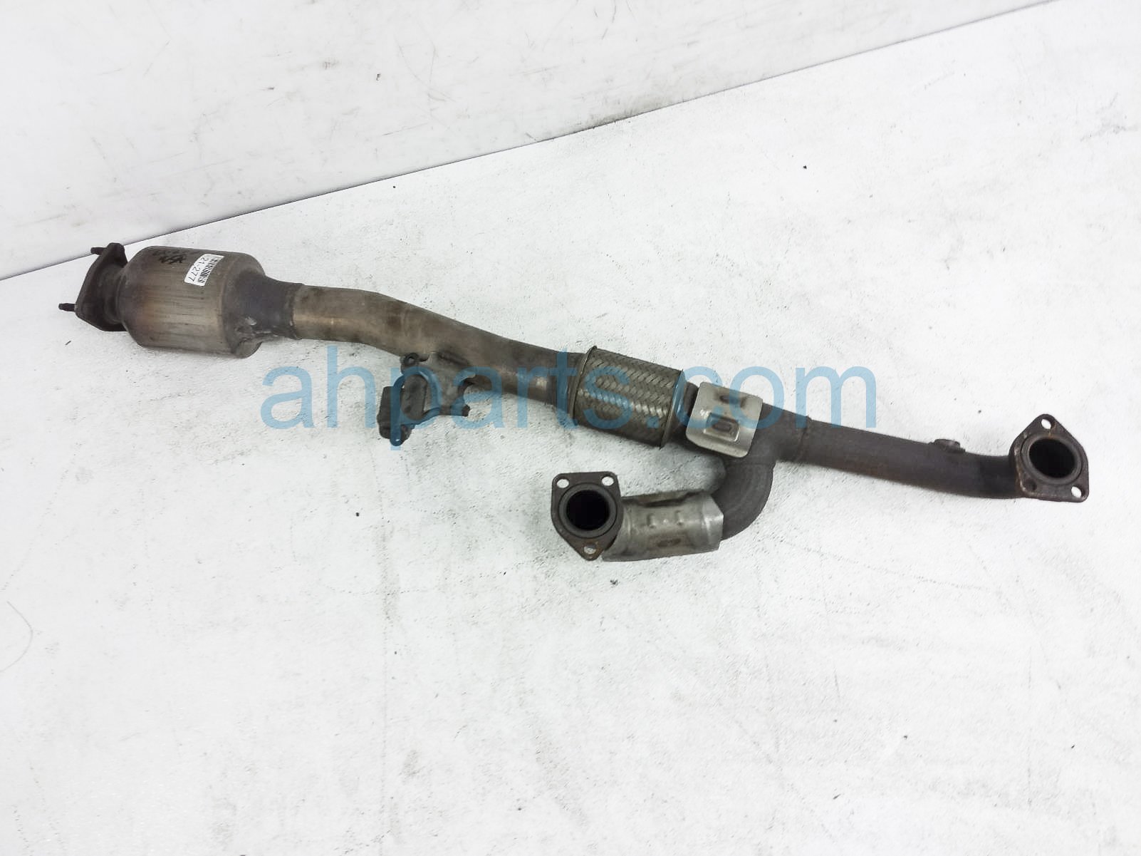 $199 Honda LOWER EXHAUST CONVERTER PIPE - V6