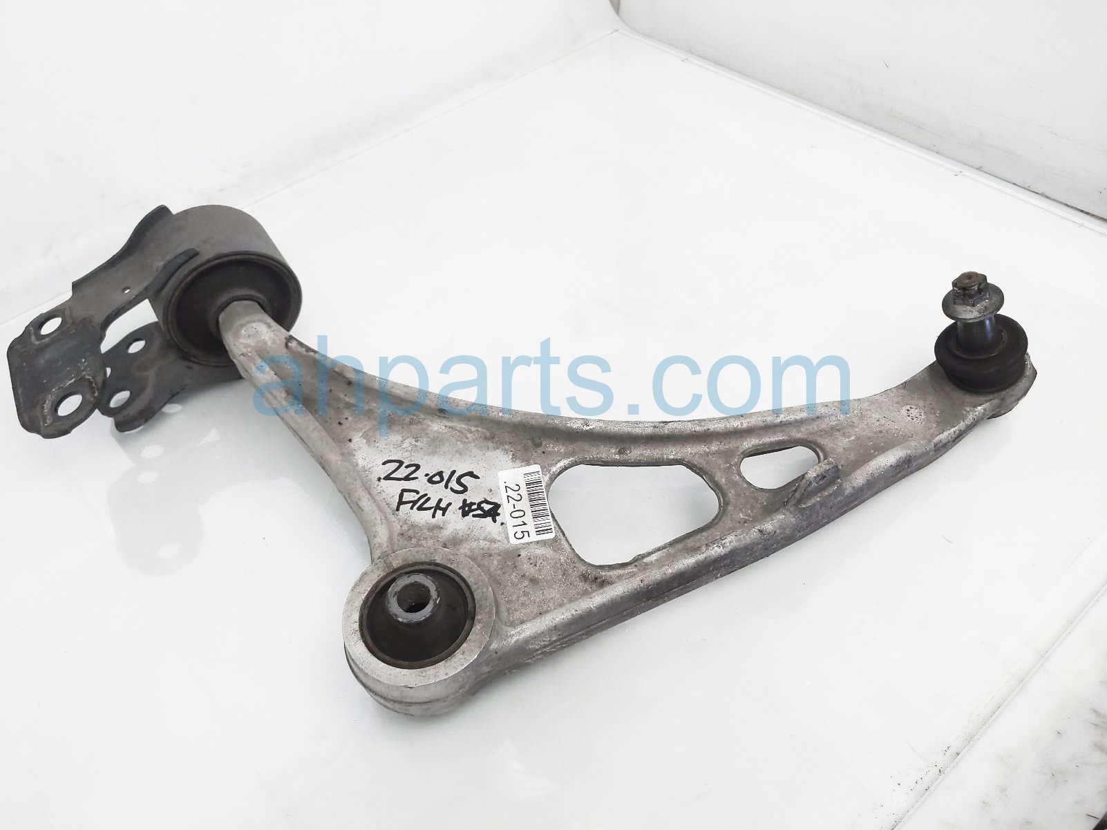 $95 Acura FR/LH LOWER CONTROL ARM