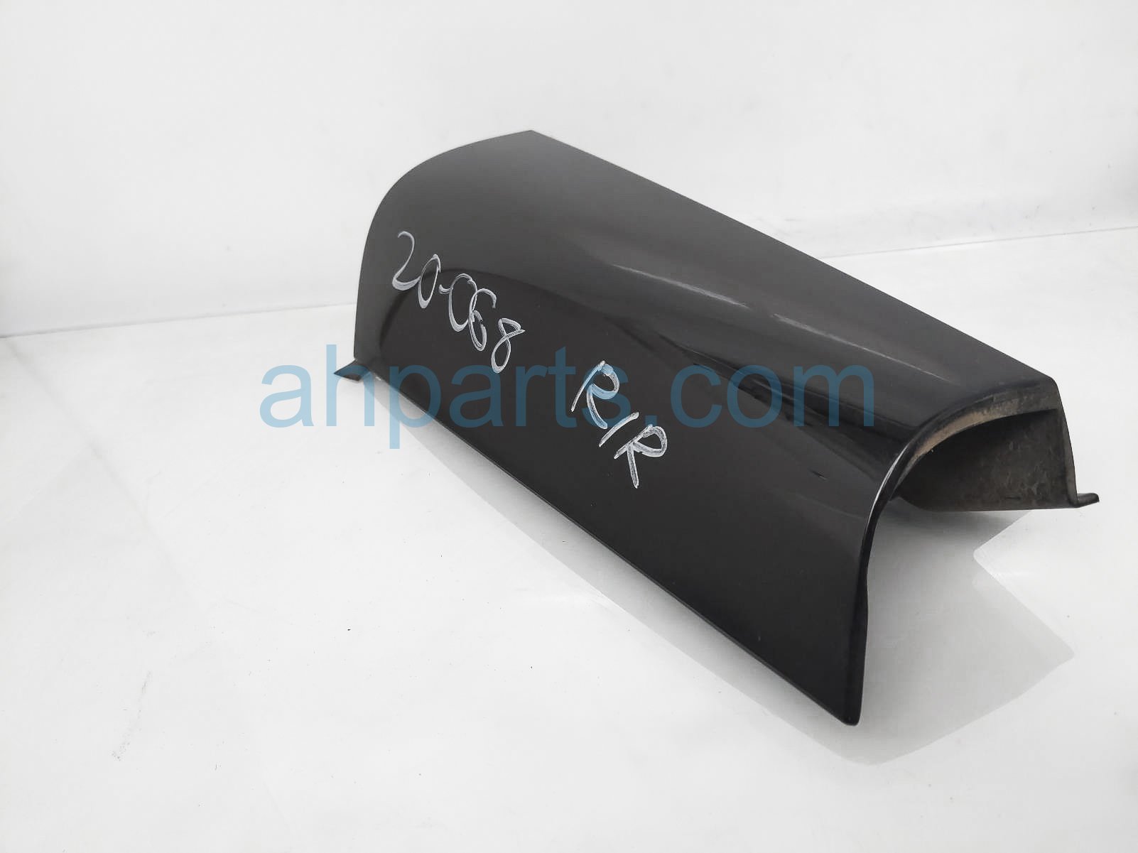 $25 BMW RR/RH PILLAR TRIM MOLDING