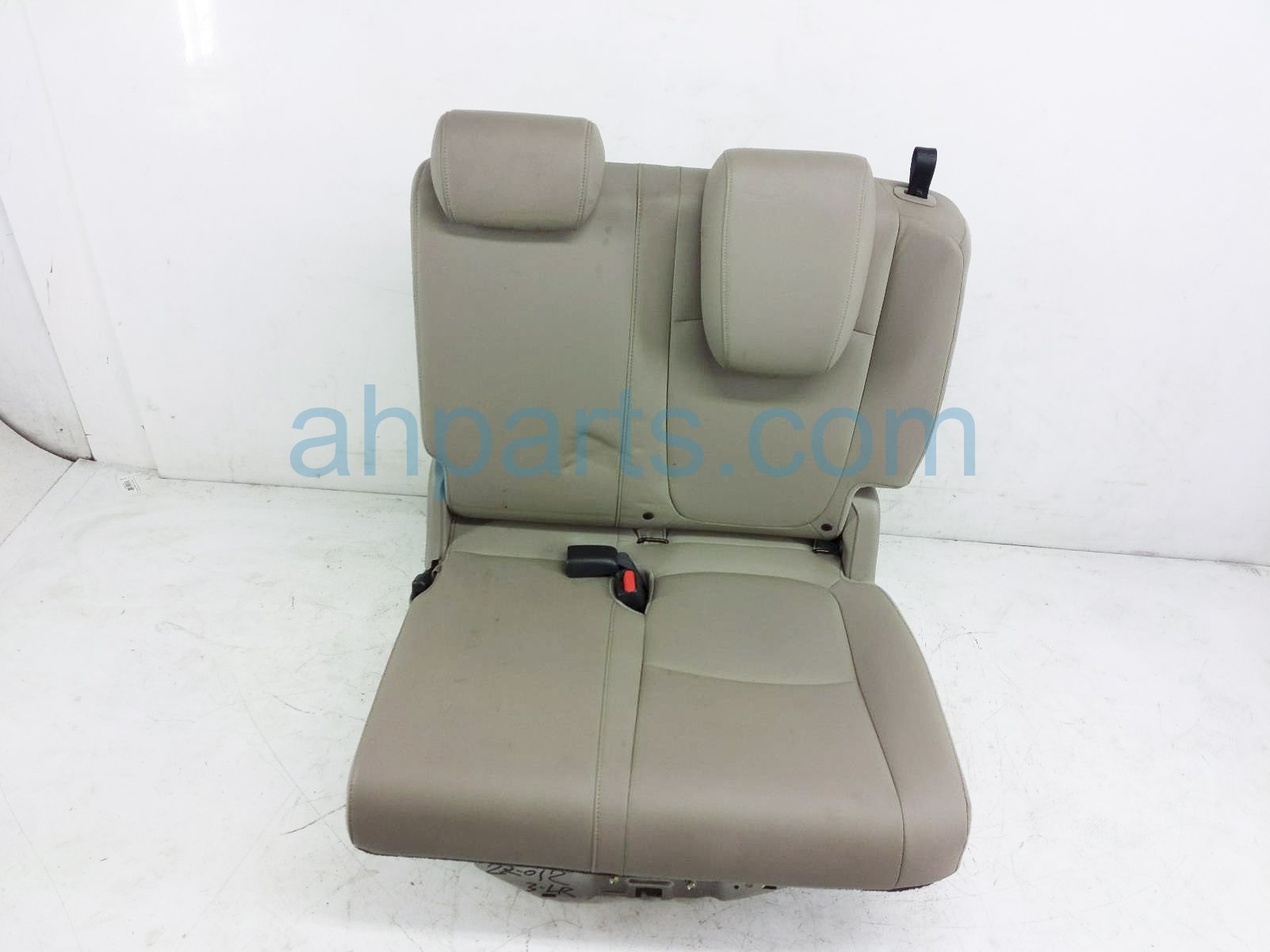 $225 Honda 3RD ROW LH SEAT - BEIGE - EX-L