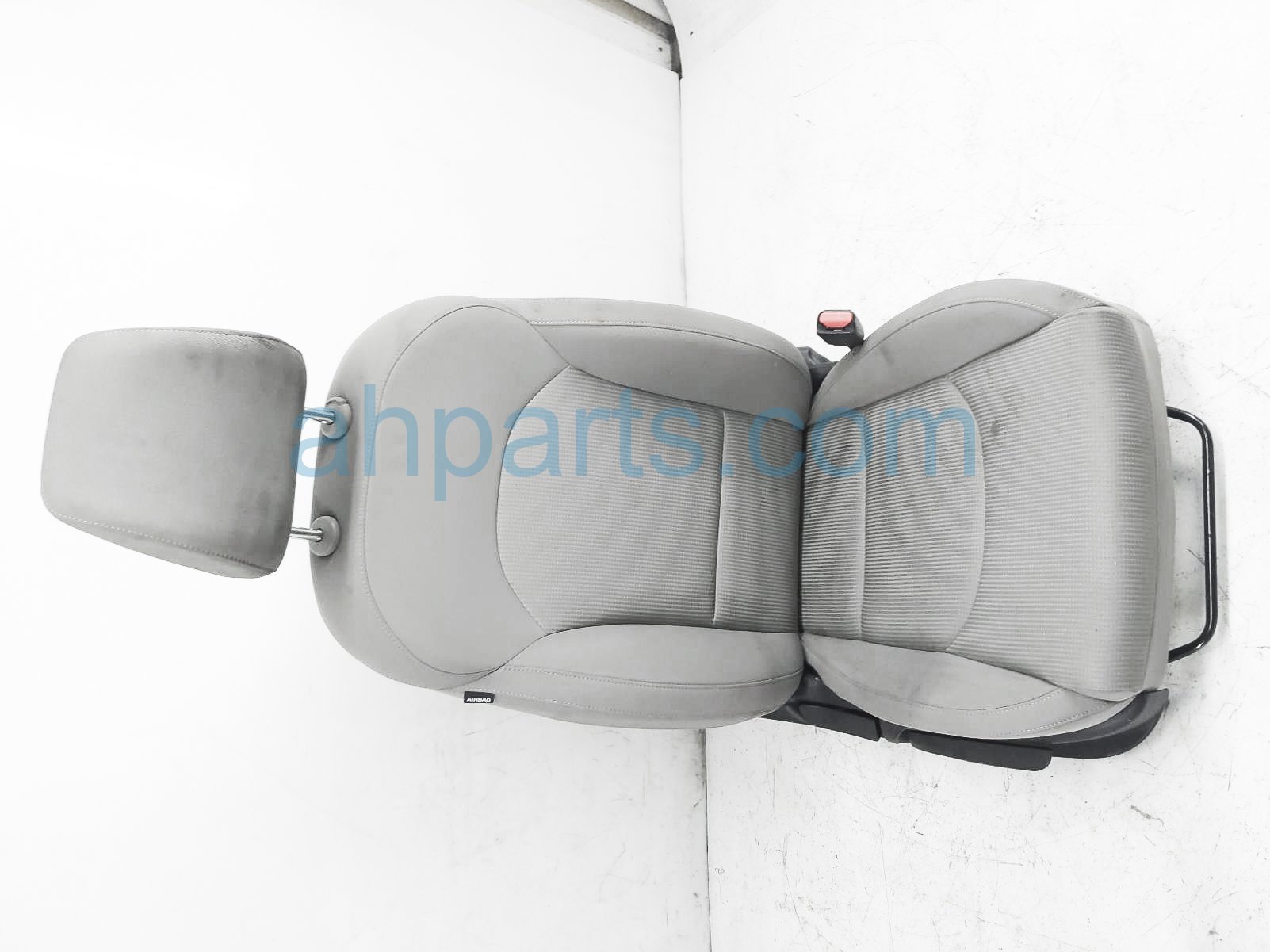 $150 Kia FR/RH SEAT - GREY - W/ AIRBAG